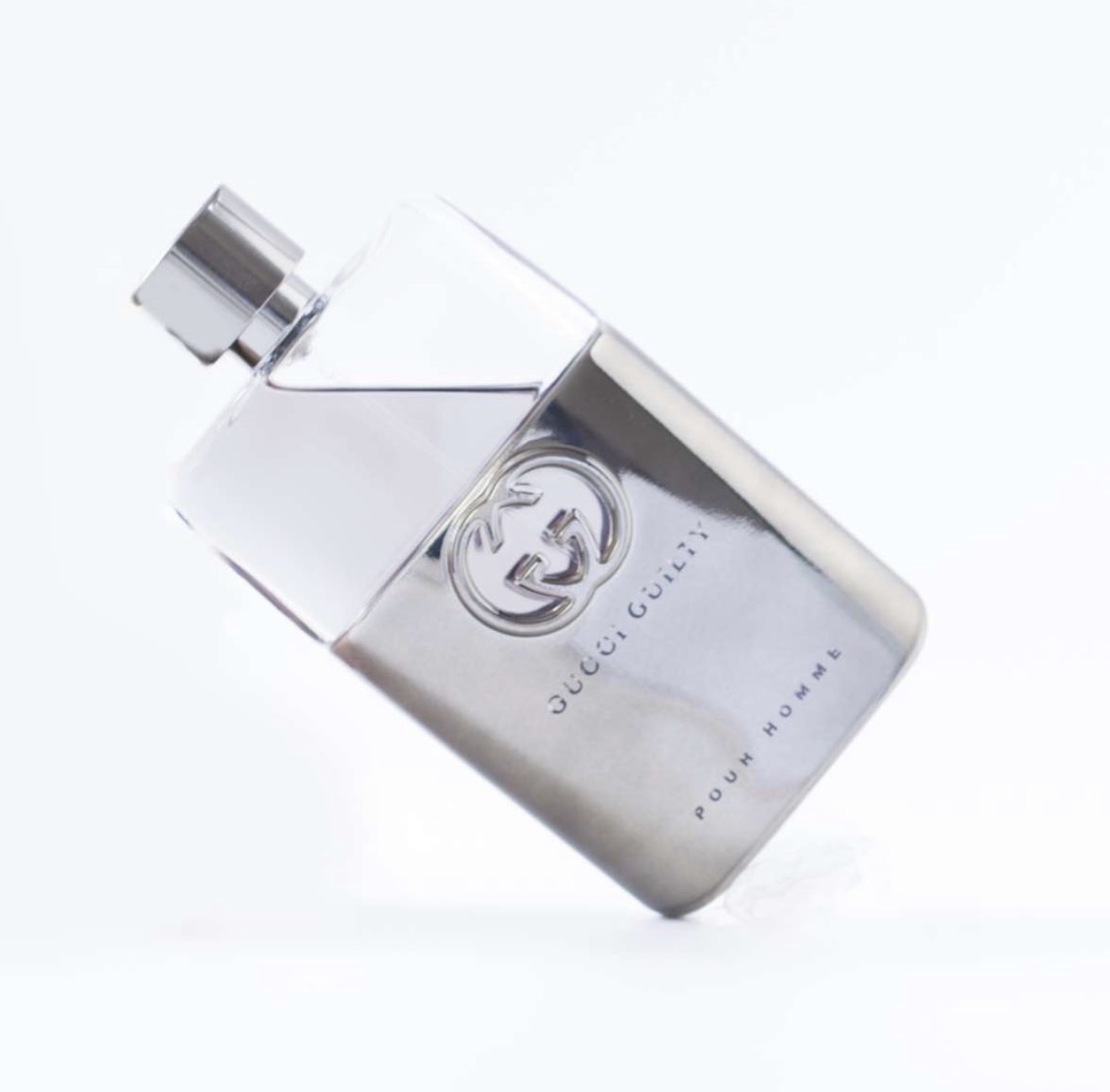 العطور والعود — عمل تصوير بعدسة إشراق الصقر